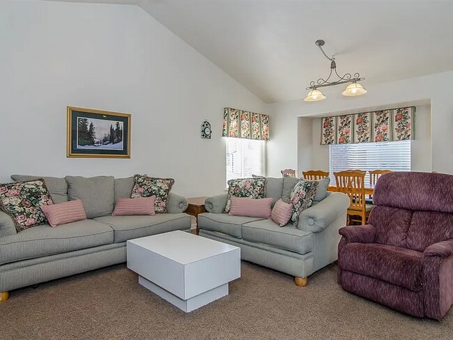 Building Photo - 1519 W Turtle Dove Ln