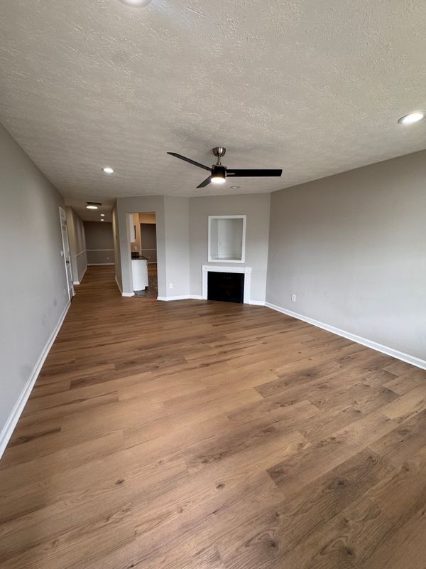 Building Photo - 10896 Big Sky Dr