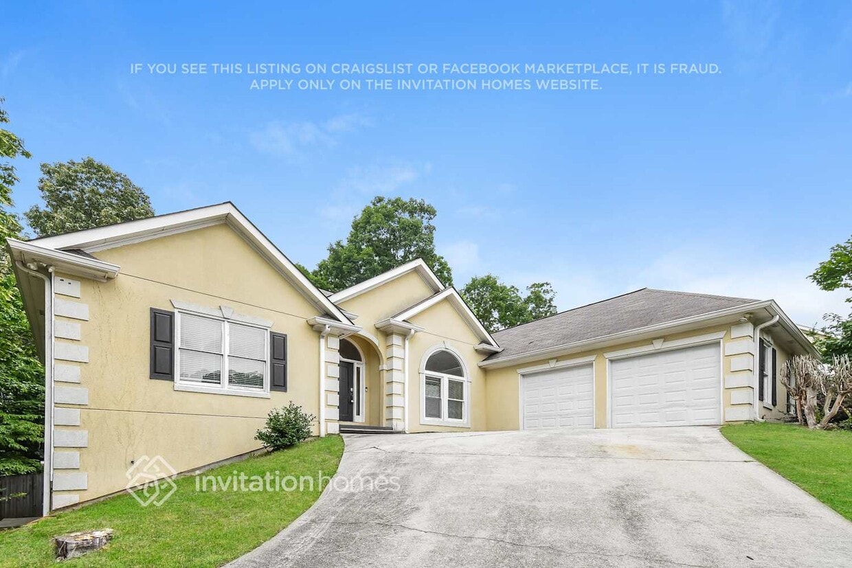 Primary Photo - 2196 Woodbriar Dr