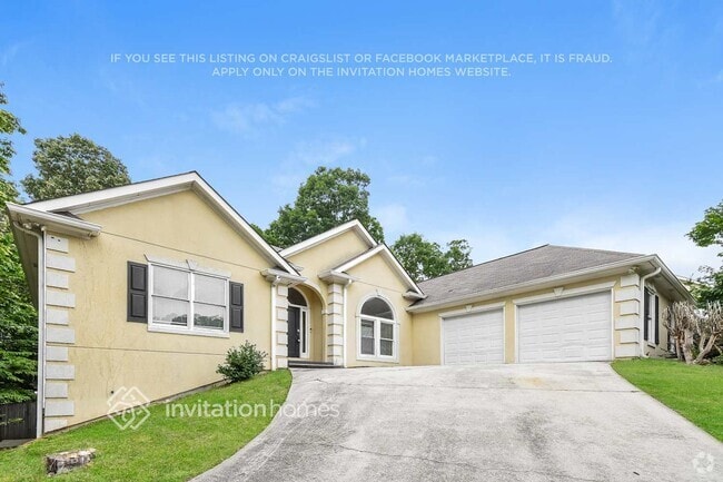 Building Photo - 2196 Woodbriar Dr