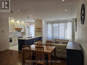 Building Photo - 17 Barberry Pl