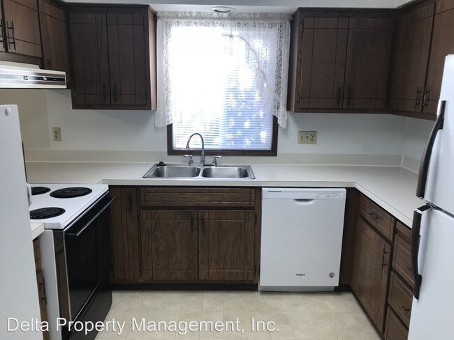 Building Photo - 123-123 E Haller Ave