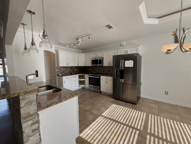 Foto del edificio - 3806 Fieldcrest Dr