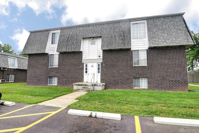 Foto del edificio - 305 Bellbrook Ave