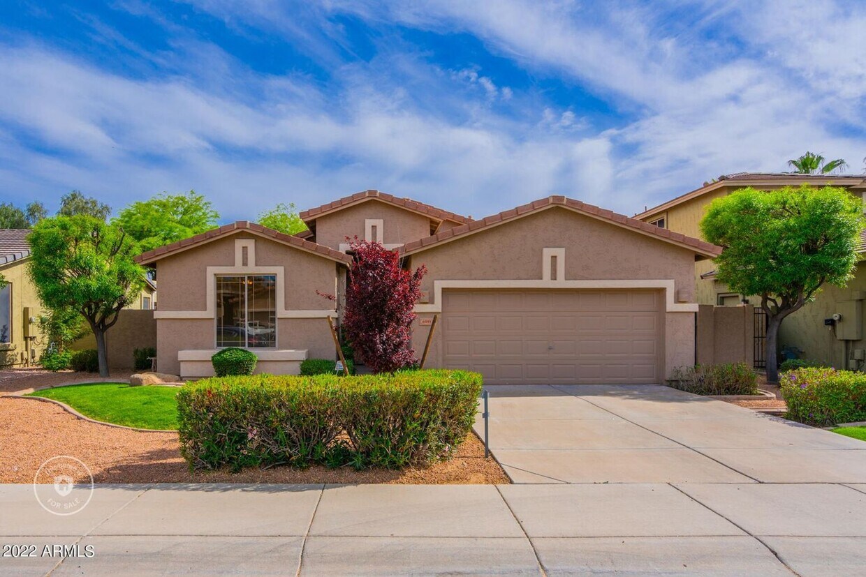 Charming 3 Bed single level home with Priv... House Rental in