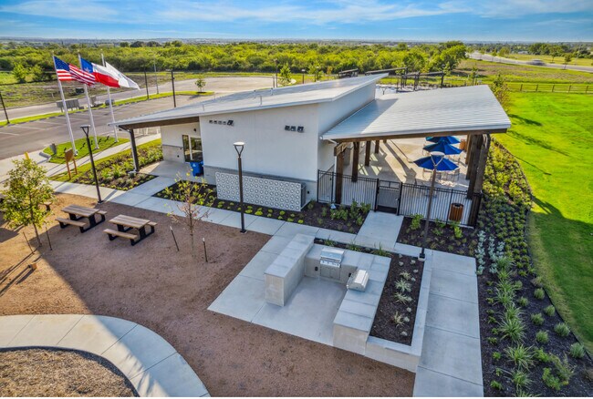 Foto del edificio - 4534 Bontebok Dr