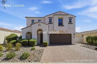 Building Photo - 9504 E Theia Dr