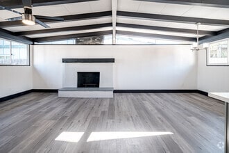 Building Photo - 5131 Barstow St