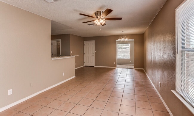 Foto del edificio - Charming Eastside Home with Refrigerated Air and Easy Access to Ft. Bliss and Loop 375