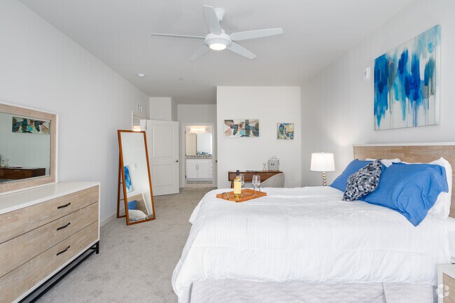 2HAB, 2BA - 1269SF - Autumn Park at Medford