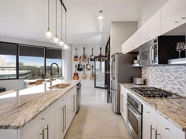 Foto del edificio - Contract For Deed - Cloud 9 Sky Flat Condo