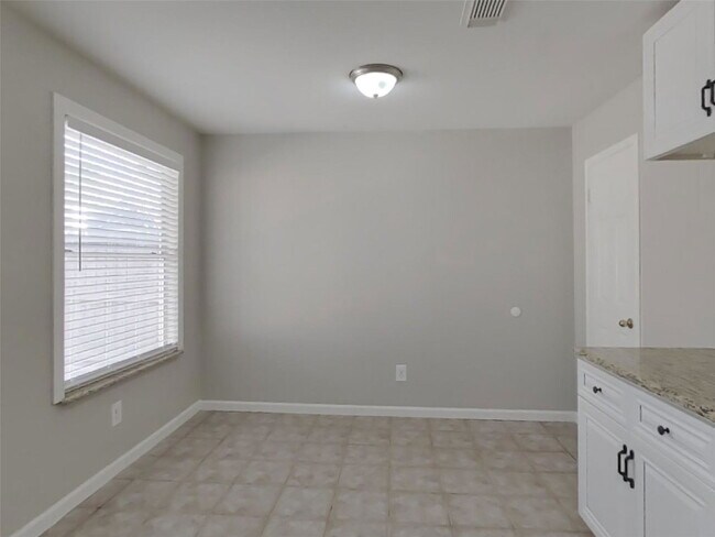 Foto del edificio - 21476 Palace Pines Dr