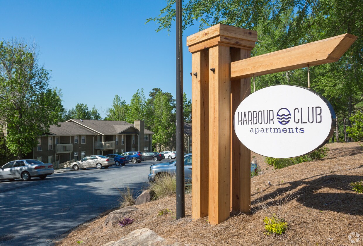 Harbour Club Apartments Apartments 6300 Moseley Dixon Rd Macon, GA