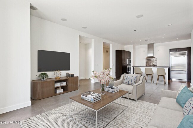 Foto del edificio - 15215 N Kierland Blvd