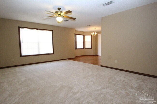 Building Photo - 7649 Old Hickory Dr