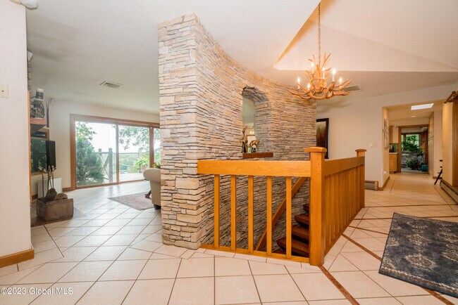 Building Photo - 1139 Middleline Rd