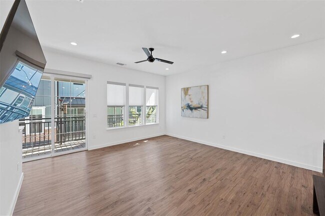 Foto del edificio - 3809 Valley View Rd