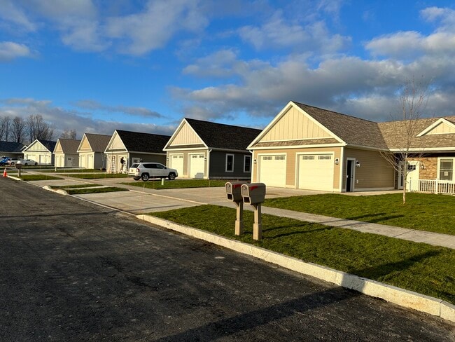 Marshall, NY Pet Friendly Townhomes