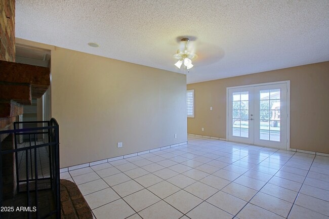 Foto del edificio - 4526 W Altadena Ave