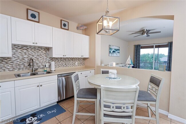 Building Photo - 9601 Spanish Moss Way