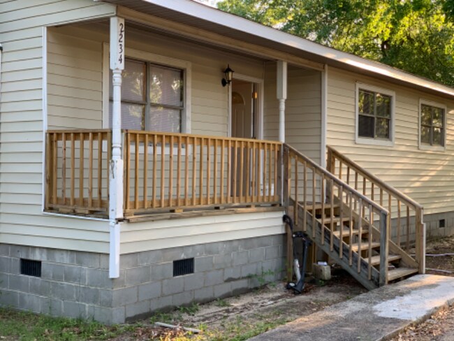 Building Photo - 2234 Moncrieff St