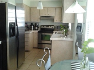 Foto del edificio - 1210 Sherbrook Dr