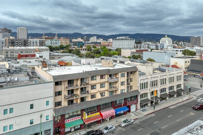 Contexto - 330 8th St