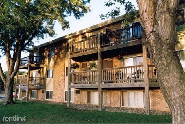 Building Photo - 7500 Cedar Ave S