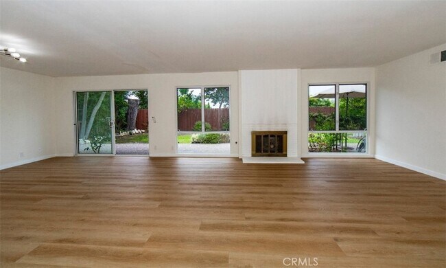 Foto del edificio - 27845 Hawthorne Blvd