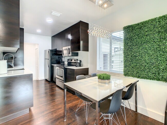 Foto del edificio - 2714 SW 36th Ave