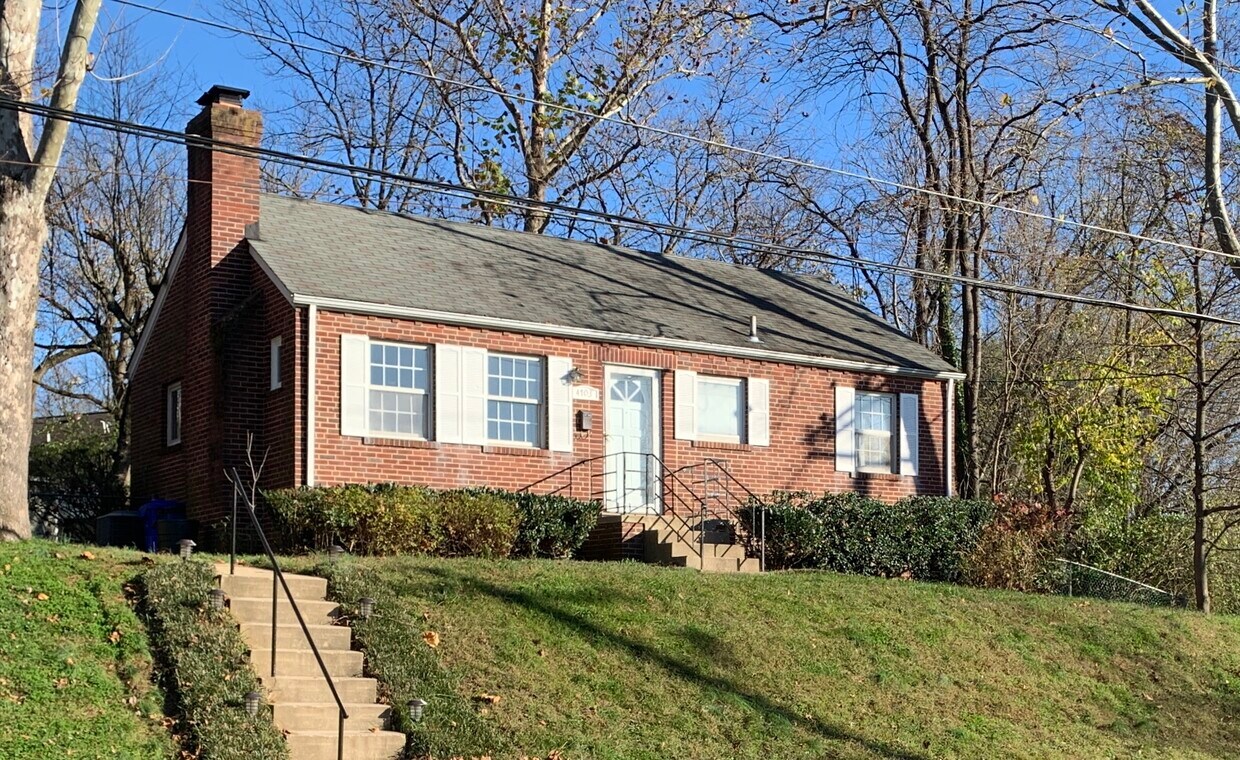 Primary Photo - 4703 Saul Rd