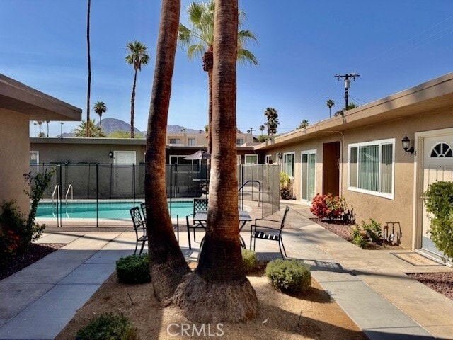 Foto del edificio - 45421 Sunset Ln