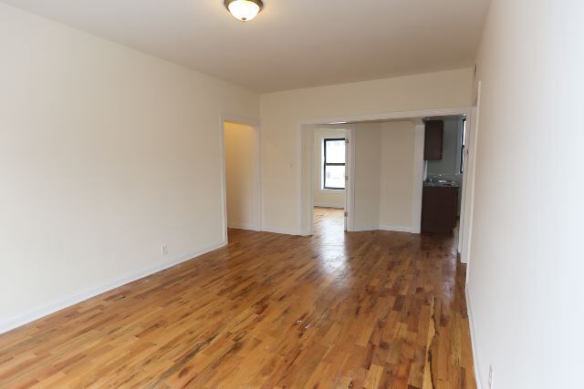 Foto del edificio - 836 W Waveland