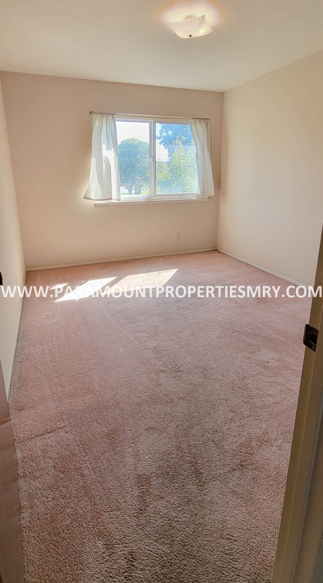 Building Photo - 1253 Los Olivos Dr