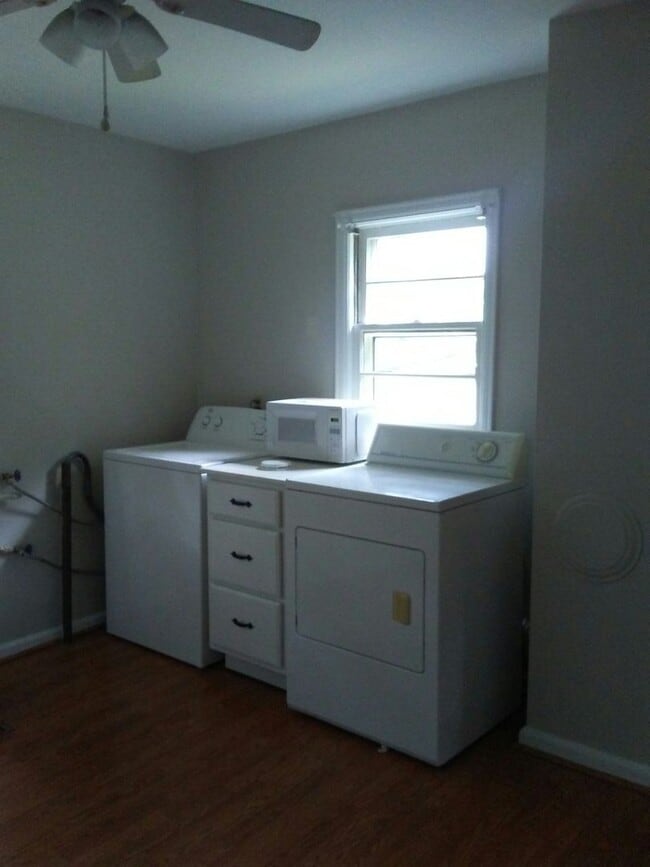 Foto del edificio - Apartment in Downtown Lexington