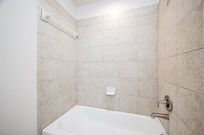 Foto del edificio - 3406 Water Lilly Way