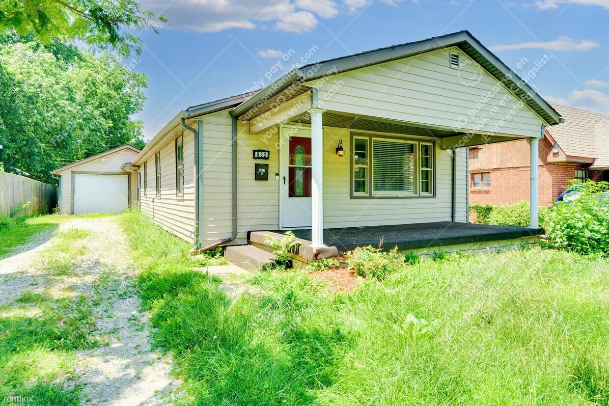 Primary Photo - 1 br, 1 bath Duplex - 832 Waldemere Ave #2 #2