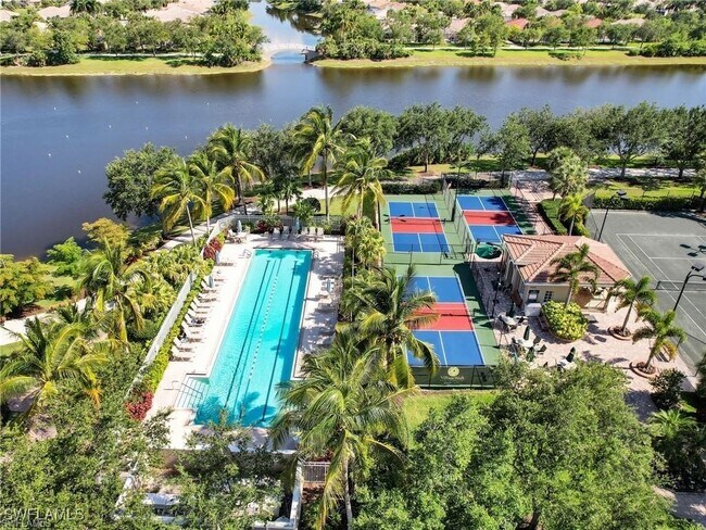 Foto del edificio - 15139 Reef Ln