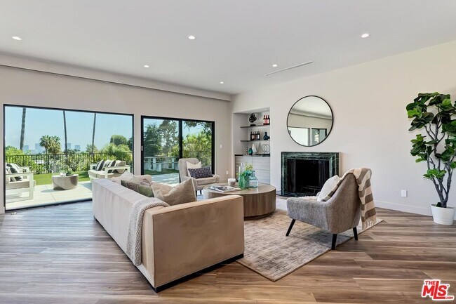 Foto del edificio - 10122 Sunbrook Dr