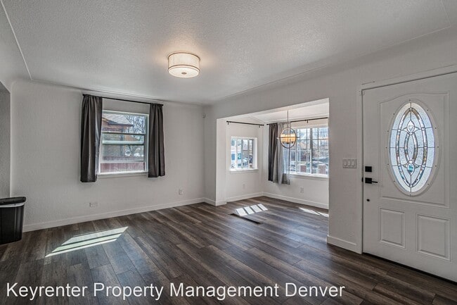 Building Photo - 3 br, 2.5 bath House - 3360 Magnolia st