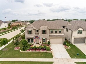 Building Photo - 4212 Hollandwood Dr