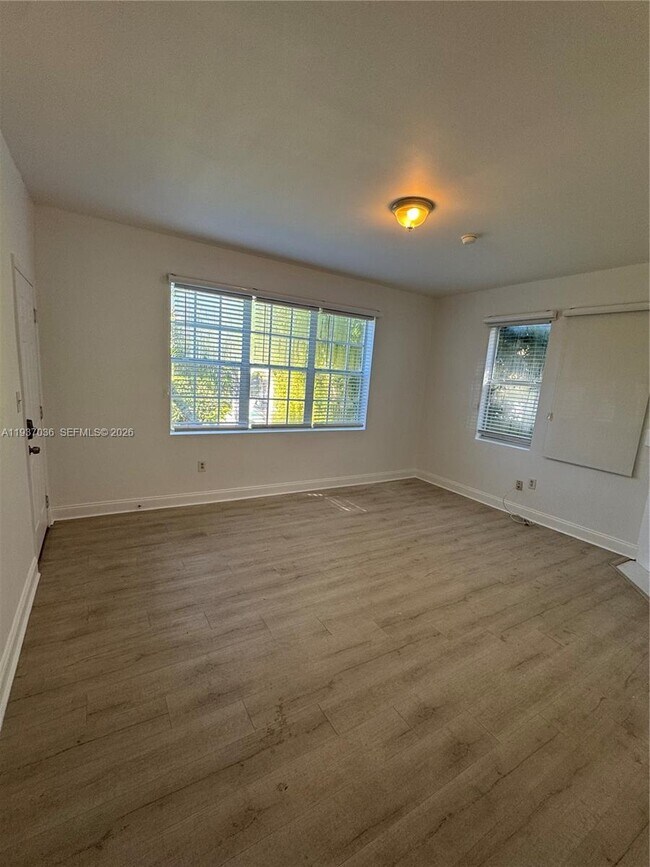 Foto del edificio - 1027 Euclid Ave