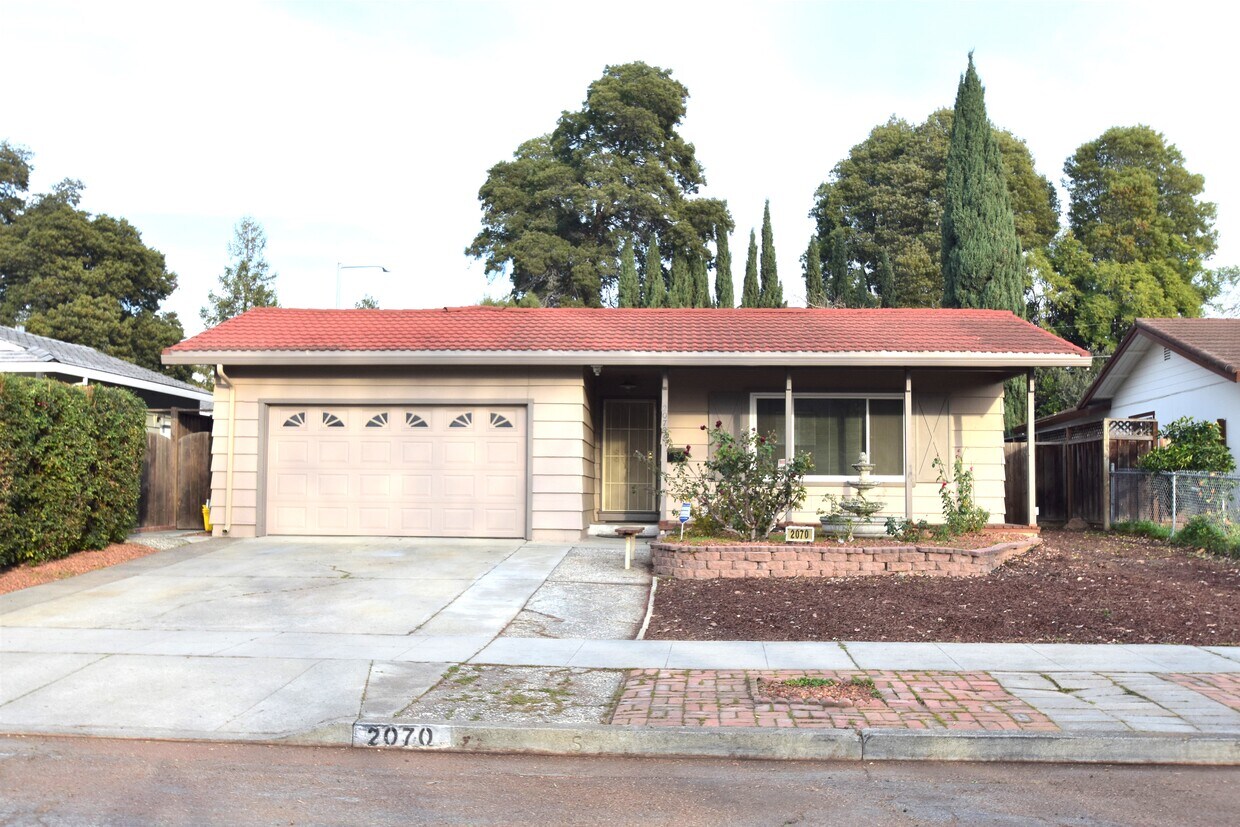 2070 Sierra Wood Dr, San Jose, CA 95132 House Rental in San Jose, CA