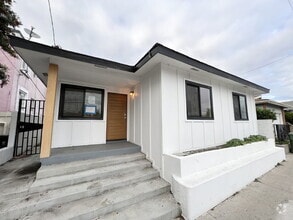 Building Photo - 4225 W 120th St