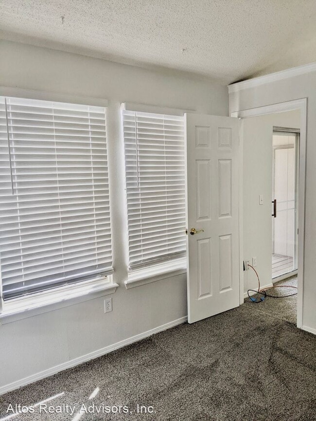 Building Photo - 1 br, 1 bath House - 17198 E Whitaker Dr #E