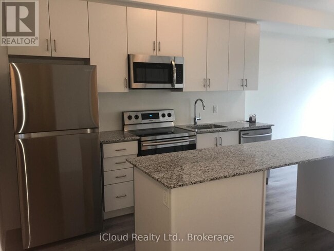 Building Photo - 128 Grovewood Common