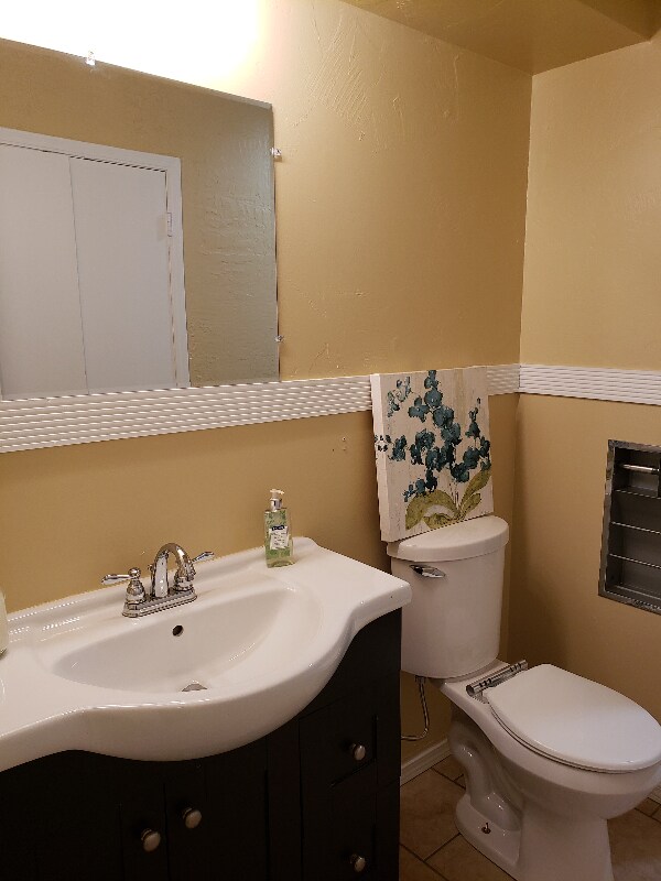 Foto del edificio - 1129 W Havenwood Dr