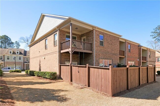 Building Photo - 102 Beverly Pl