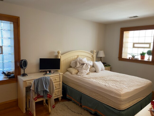 Foto del edificio - 3242 W Wrightwood Ave