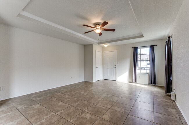 Foto del edificio - 3-BEDROOM HOME IN HILLCREST, SOUTHWEST ISD